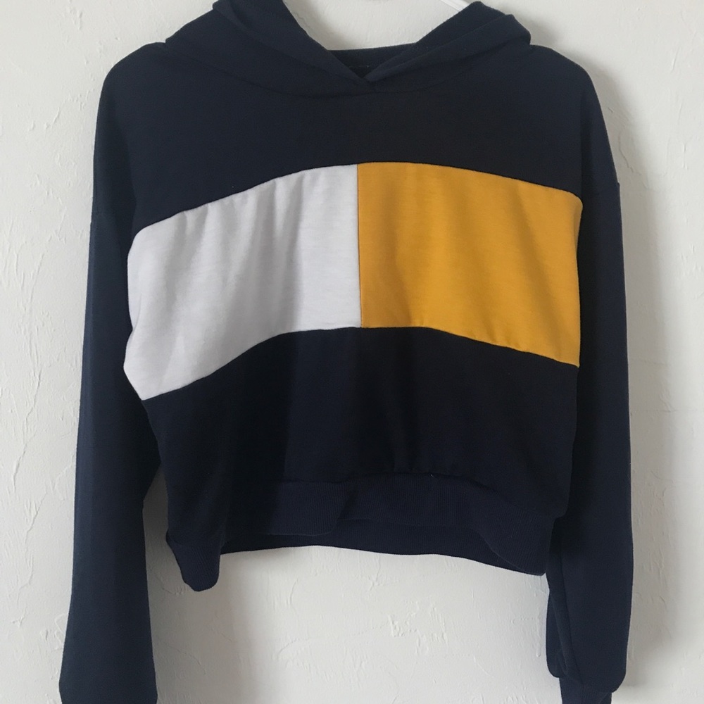 Cropped sweatshirt